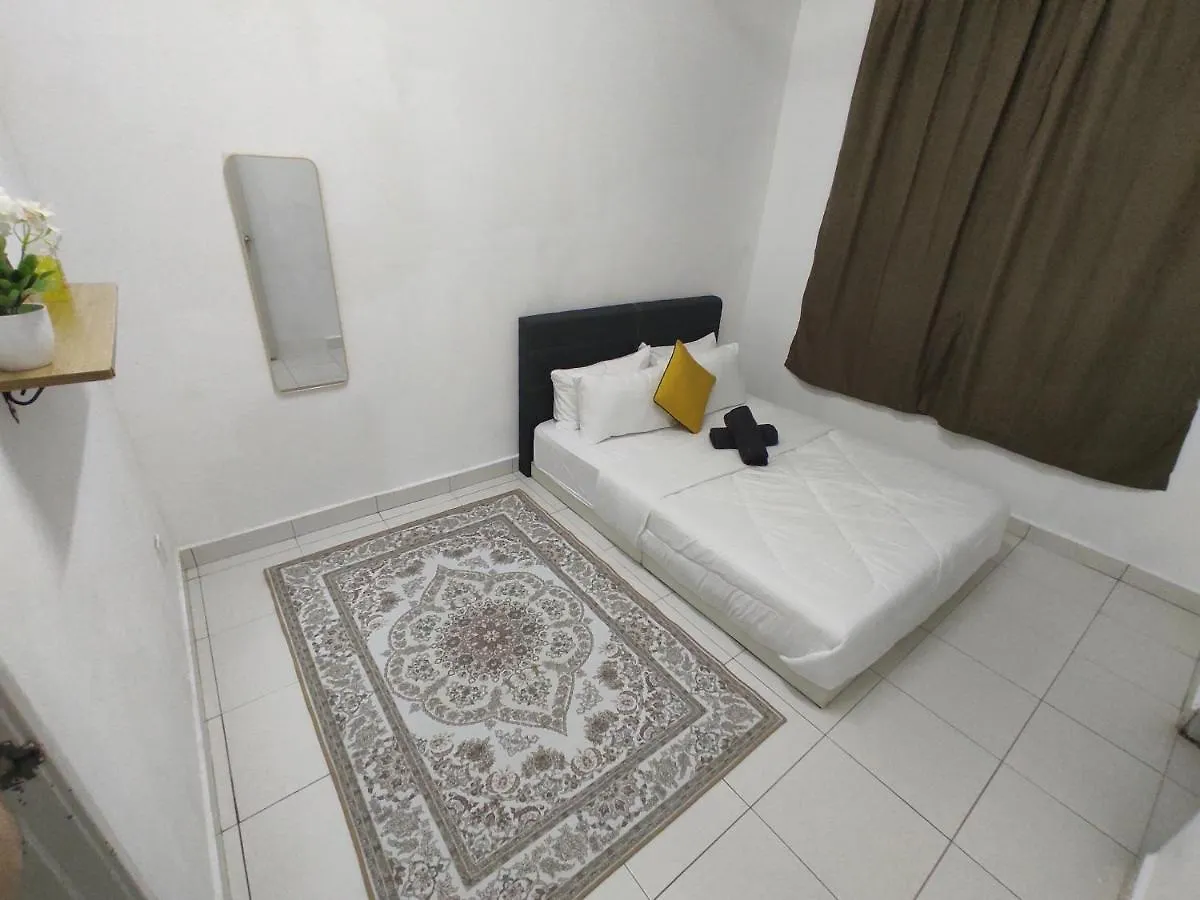 Apartment Bunga Homestay Klia Sepang